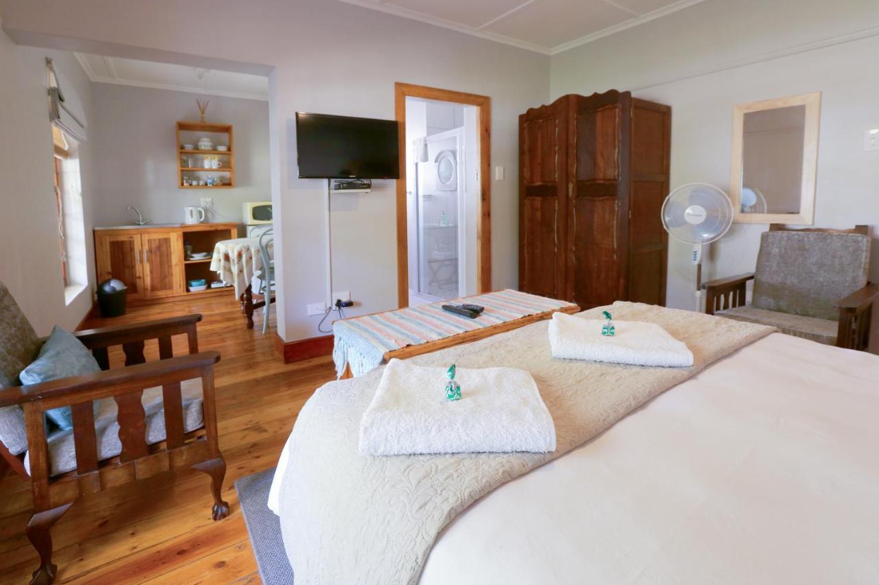 33 Berg Selfcatering Hotel สเวลเลนดาม ภายนอก รูปภาพ