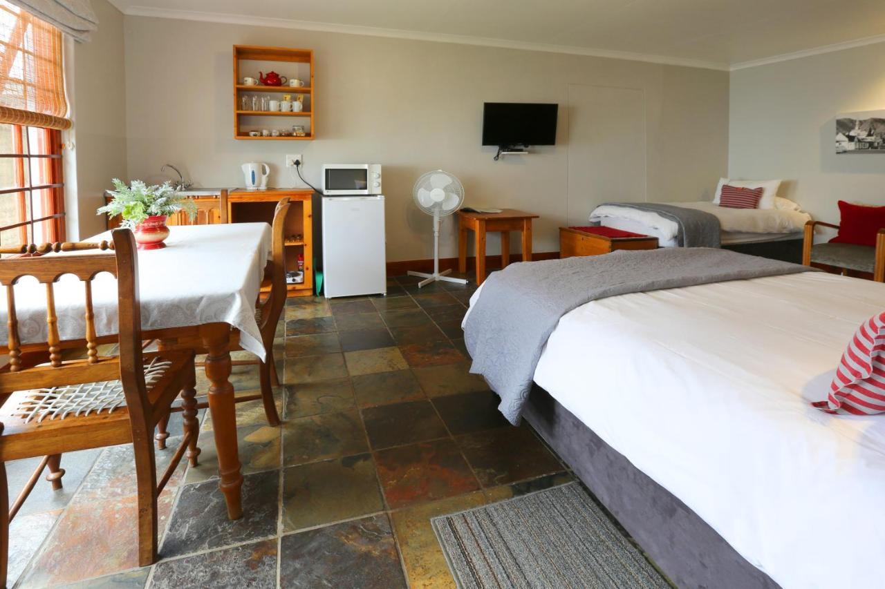 33 Berg Selfcatering Hotel สเวลเลนดาม ภายนอก รูปภาพ